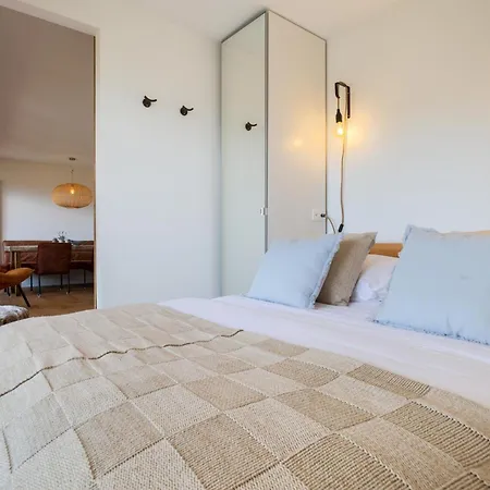 Ski-in Luxury In Center アパート